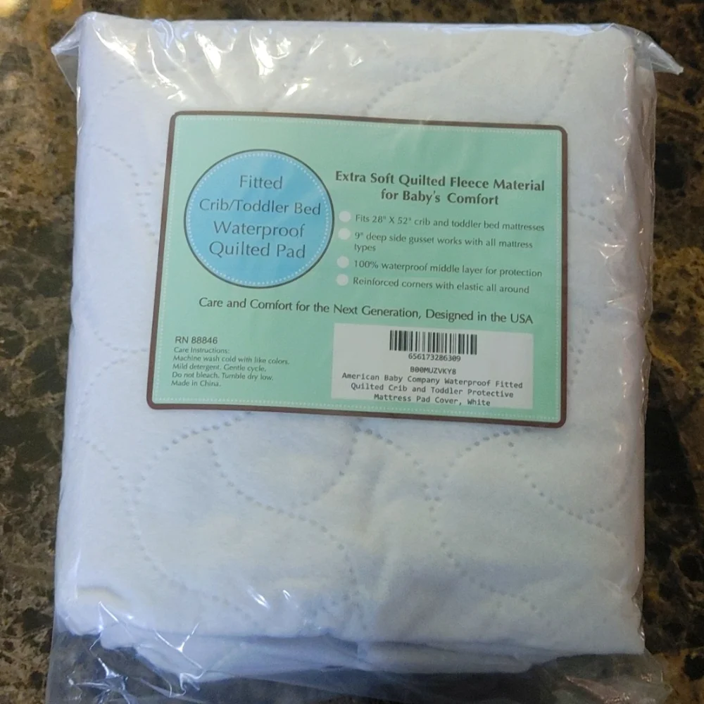 Extra Soft Quilted Fleece Fitted Pad for Crib/Toddler mattress, 28 x 52, White